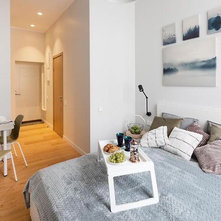 Modern Design Studio Apartment In Riga Center Exterior foto